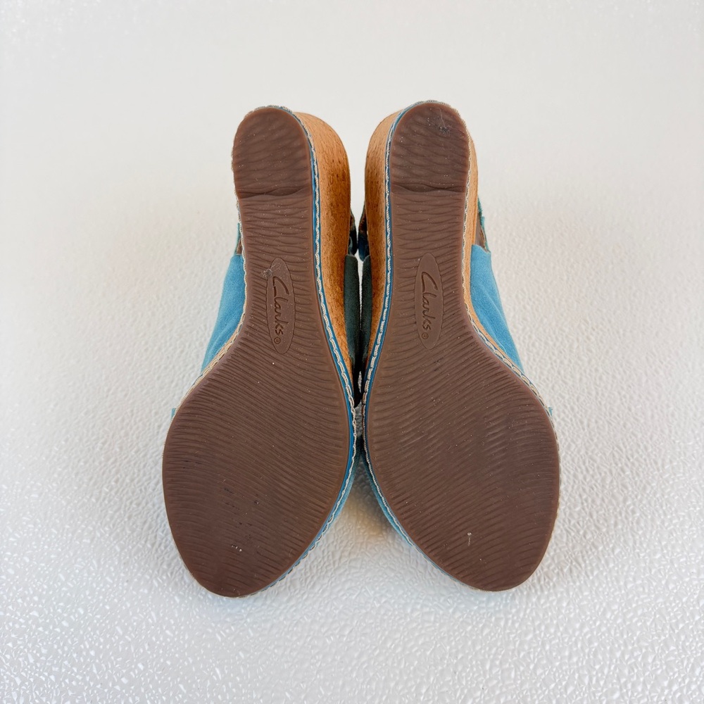 Clarks Collection Helio Float Cork Wedge Sandal, Teal / Blue Soft Suede Size 7 - Picture 4 of 9